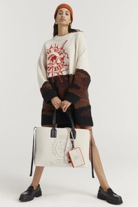 00006-TOMMY-HILFIGER-FALL-2021.thumb.jpg.9e81810c6f1218dc2fcb2b491d8303e3.jpg