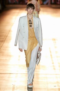 00011-Etro-Spring-22-RTW-MIlan-credit-gorunway.thumb.jpg.aec6244bca4cc2822269d36a49741ce9.jpg