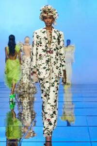 00012-Del-Core-Spring-22-RTW-Milan-credit-gorunway.thumb.jpg.ffd24a8a51a9b6bad93689d923ae7331.jpg