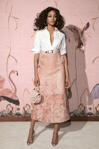 00013-Brandon-Maxwell-Resort-2022-Credit-Joe-Williams.thumb.jpg.bd07b4fbaaf98d58056f5c9d40b66fd4.jpg