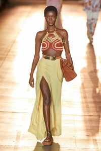 00013-Etro-Spring-22-RTW-MIlan-credit-gorunway.thumb.jpg.939072d650256910a32de01ddff82142.jpg