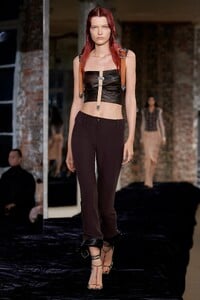 00014-Acne-Studios-Spring022-RTW-Paris-credit-gorunway.thumb.jpg.b219a7818bb8ef78c1910ec7ab955196.jpg