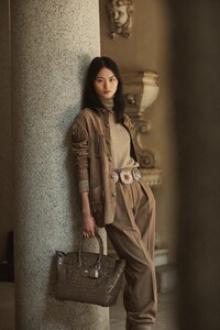 00016-Ralp-Lauren-Fall-21-credit-brand.thumb.jpg.a073ab20b1e6932615f4c372929bf668.jpg