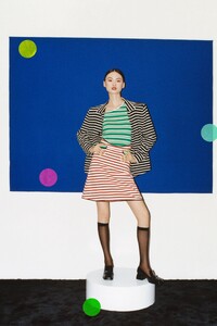 00017-Calvin-Luo-Spring-22-RTW-Paris-credit-brand.thumb.jpg.3b68660c48feb453f733301edc5fafe8.jpg