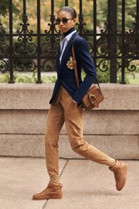 00019-RalphLauren-Resort-22-NewYork-credit-brand.thumb.jpg.cd4f2fb0d4dfc312e31b690edc09ff04.jpg