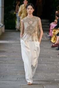 00020-Alberta-Ferretti-Spring-22-RTW-Milan-credit-Daniele-Oberrauch-Gorunway.thumb.jpg.804d7d86dd788d8dd30f71541b7ec1d1.jpg