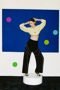 00020-Calvin-Luo-Spring-22-RTW-Paris-credit-brand.thumb.jpg.f3cefec1ce58a1998a7a17be97da631d.jpg