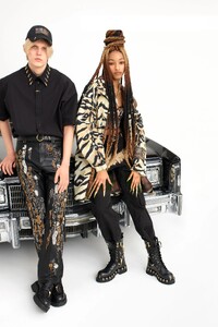 00023-Roberto-Cavalli-Fall-21-credit-Max-Vadukal.thumb.jpg.fc46ee289b116ed0554417faffeec605.jpg