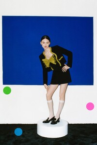 00024-Calvin-Luo-Spring-22-RTW-Paris-credit-brand.thumb.jpg.fadda5469f8124a55b256bf08b0ba9e9.jpg