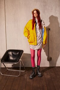 00024-DSquared2-Resort-2022-MILAN-credit-brand.thumb.jpg.5f44a08e6d833f5ec91661d1da6c3050.jpg