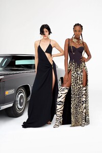 00028-Roberto-Cavalli-Fall-21-credit-Max-Vadukal.thumb.jpg.f638c152aca85d2738be31abbf0be1eb.jpg