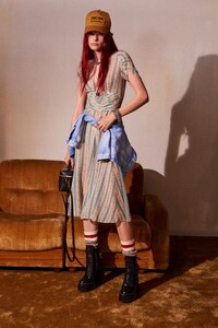 00031-DSquared2-Resort-2022-MILAN-credit-brand.thumb.jpg.89eadc5b5ed438cc7bc01e105d99aad4.jpg