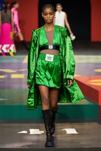 00042-Christian-Dior-Spring-22-RTW-Paris-credit-Alessandro-Lucioni-Gorunway.thumb.jpg.7fb56ce79ca87607d930177eea95c76e.jpg