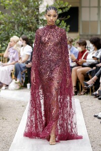 00043-Zuhair-Murad-Fall-2021-Couture.thumb.jpg.f42d22d1ed93b0a2fe6e41a598cbaa79.jpg