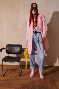 00046-DSquared2-Resort-2022-MILAN-credit-brand.thumb.jpg.f1ab98bfccea3ac5b74c2519433de004.jpg