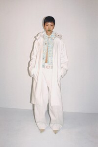 00048-BottegaVeneta-Resort-22-Milan-credit-SarahPiantadosi.thumb.jpg.dff67b22d462e437d68afaada9b07e7d.jpg