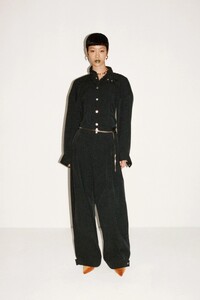 00059-BottegaVeneta-Resort-22-Milan-credit-SarahPiantadosi.thumb.jpg.390bdcd6b04754eb4bbecec72018ec5c.jpg