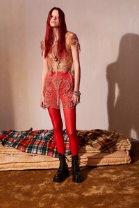 00060-DSquared2-Resort-2022-MILAN-credit-brand.thumb.jpg.7b67a73a8269548dc339a83ab2918700.jpg