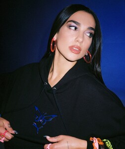 011.jpg