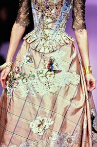 050-christian-lacroix-spring-1994-couture-CN10056714.jpg
