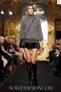 1011130353_LesCopainsFW2012Milan2.thumb.jpg.d35164eedd4fd3f5e60354f9ed622c9a.jpg