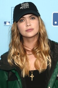 104495534_a-1.jpg