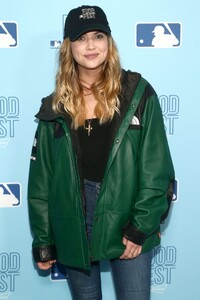 104495536_a-2.jpg