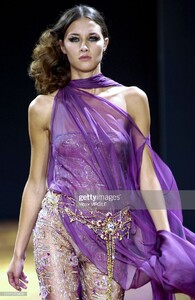 howel- f02zuhairMurad-HC.jpg