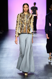 Son+Jung+Wan+Runway+Fall+2016+New+York+Fashion+9.jpg