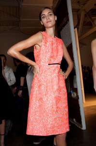 1276785232_RachelComeyFall2012Backstage8.thumb.jpg.79bcba3e0fd0cb383a5c67855c29972d.jpg