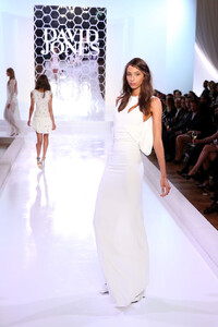 1420004447_DavidJones2013CollectionLaunchRunway2.thumb.jpg.de2a8959cdaf92efd92f8a17dda6ac8b.jpg
