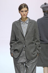 1459387961_MargaretHowellFall20123.thumb.jpg.17f65ad3552b53d1453ae32556de8ba4.jpg