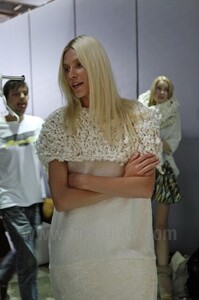 1629071174_CantaorioFW2012backstage5.thumb.jpg.bfea2ac553a99ce5ba2163a893c4c8c6.jpg