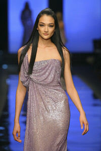 1645391944_ElieSaab2007HauteCouture124.thumb.jpg.e200de8262fd03464b5c052080671db1.jpg