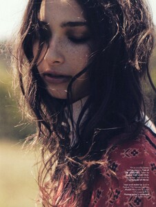 Yen Issue 44 'Lazy Days' (8).jpg