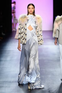 Son+Jung+Wan+Runway+Fall+2016+New+York+Fashion+3.jpg