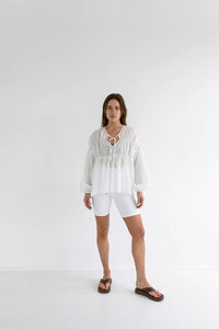 THE BLOUSE - WHITE_1.jpg