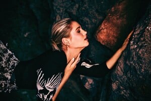 177_Flaunt_Magazine_The_Magic_Issue_Truefusion_Meredith_Mickelson1.jpg