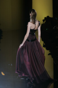 1796668475_ElieSaab2006HauteCouture40.thumb.jpg.44a05e423deaf0464fa270d4b086116d.jpg