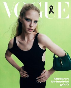 Abby Champion-Vogue-Turquia.jpg