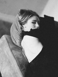 185_FLAUNT_MAGAZINE_THE_COCOON_ISSUE_LENI_KLUM12.jpg