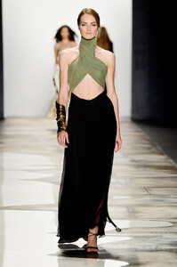 1879485714_GregLaurenRunwaySpring2016NewYorkFashion3.thumb.jpg.6289f5f1c8e4d696265e54c51e18aa75.jpg