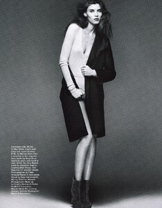 Marie Claire May 2011 'Take Cover' (7).jpg