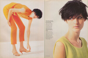 1996-3-vogue-uk-st-5a_orig.thumb.jpg.e9b12bddbebd32076de8f9247ac2afd0.jpg