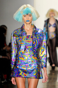 2030768446_JeremyScottFall20123.thumb.jpg.67d8918a89c6187ed9b3e5e0c07bcf33.jpg