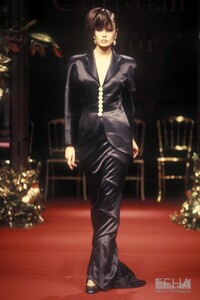2048212_europeana_fashion_christian_dior_caw94_0056.jpeg