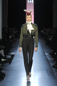 252392634_JeanPaulGaultier2011HauteCouture118.thumb.jpg.763fdaa65e7b64d3d051fe60dade8377.jpg