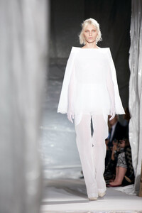 271540692_MaisonMartinMargiela996066dazeddigital.thumb.jpg.b725cfb5d06e83e59d3c588e16d5f51f.jpg