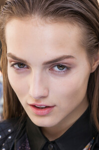 Giambattista+Valli+Spring+2013+Backstage+Tob1IbiyL5ux.jpg