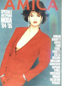 Linda Evangelista-Amica-Italia.jpg